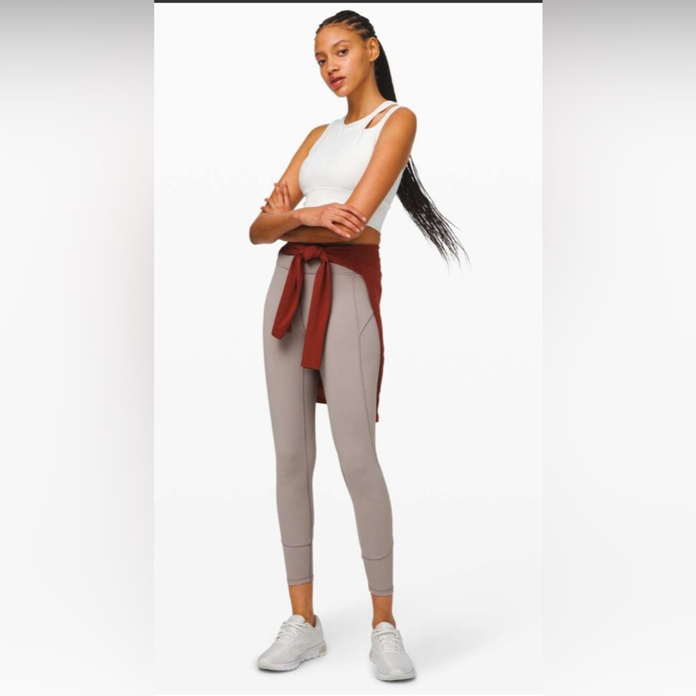 Women’s Lululemon In Movement Tight 25" Fast Drying Everlux Dark Chrome size 8